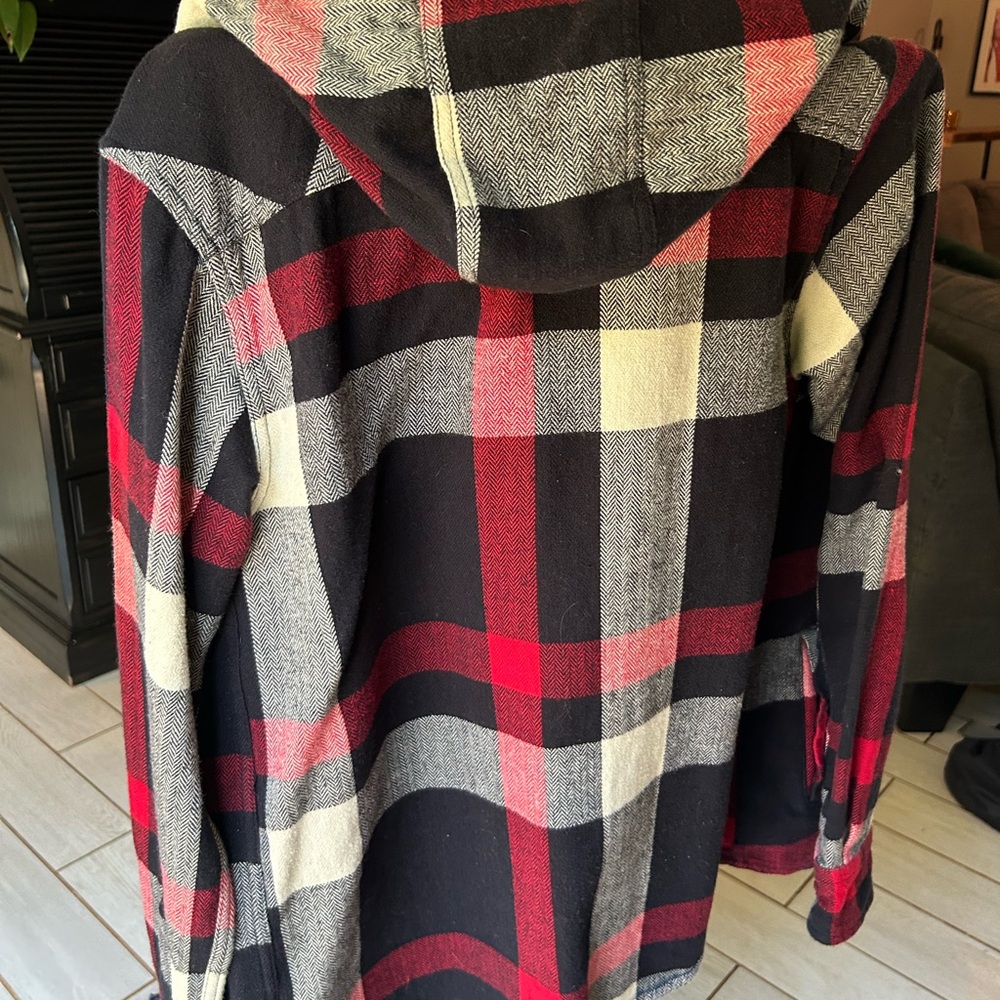 Kavu Hooded Jacket in Red and Black